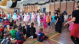 1738234485025 (Copy).jpg